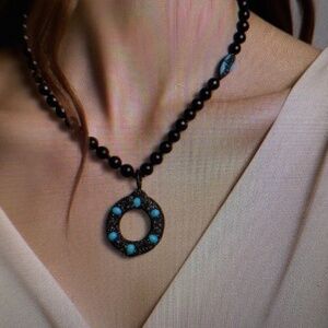 GORGEOUS STATMENT NECKLACE